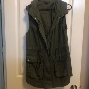Olive cargo vest with hood